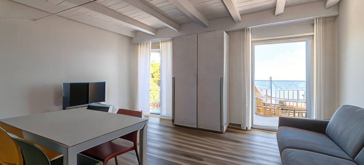 加的斯别墅公寓，瓦拉泽(Villa Cadiz Apartments Varazze)图片
