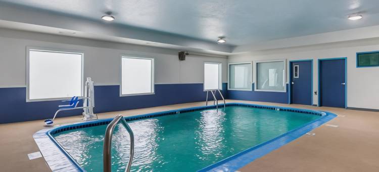 圣路易斯凯西维尔凯艺套房酒店(Quality Inn & Suites Caseyville - St. Louis)图片