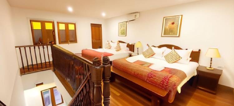麒麟海峡酒店(Heeren Straits Hotel)图片