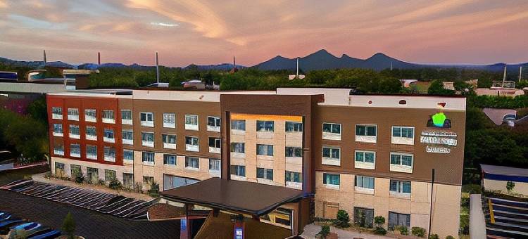 罗阿诺克市民中心智选假日套房酒店(Holiday Inn Express & Suites ROANOKE – CIVIC CENTER by IHG)图片