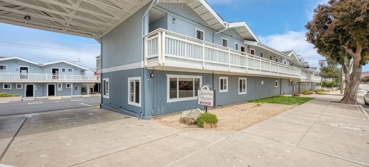 莫罗贝海港屋酒店(Harbor House Inn)图片