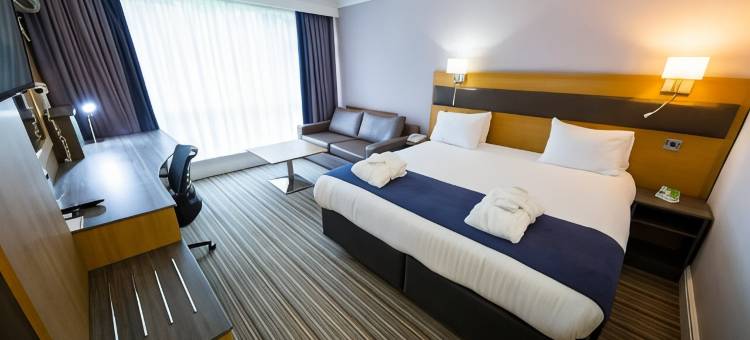 纽波特假日酒店(Holiday Inn Newport)图片