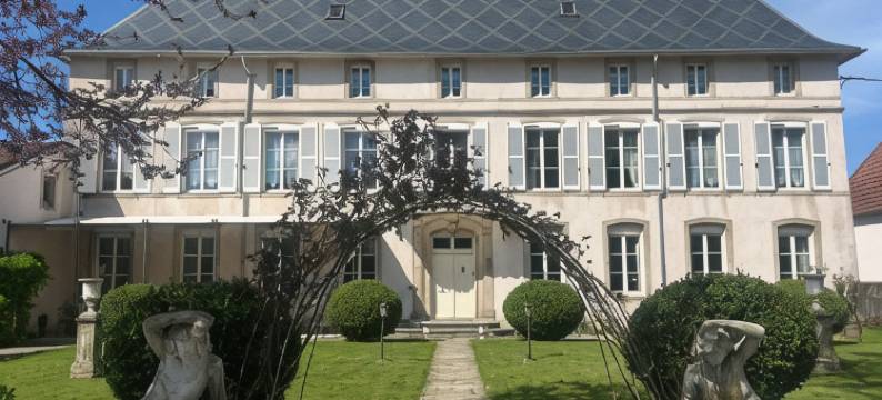 法伊鲁克斯城堡(Le Château de Failloux, Piscine intérieure)图片