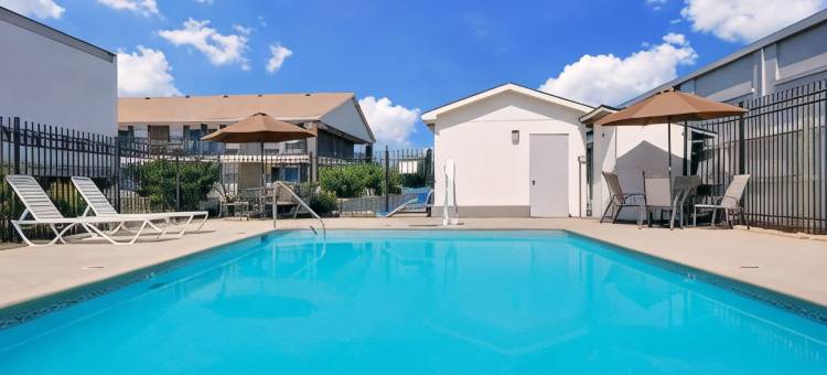 迪莫波利斯温德姆戴斯酒店(Days Inn by Wyndham Demopolis)图片