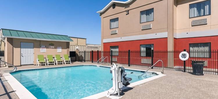 东休斯顿I-10伊克诺套房酒店(Econo Lodge Inn & Suites East Houston I-10)图片