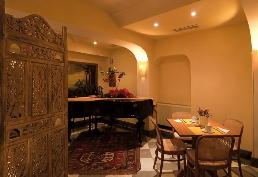 Hotel NovecentoHotel Overview