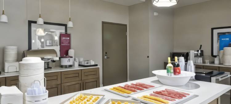 希尔顿欢朋酒店-凯尔(Hampton Inn Kyle, TX)图片