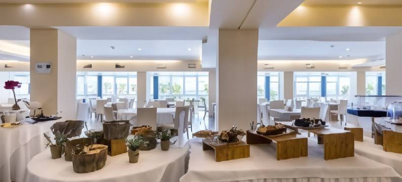 阿瑞提大酒店(Ariti Grand Hotel)图片