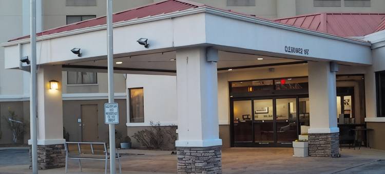 克拉利昂波因特杰克森维尔近营地勒瑞纳(Clarion Pointe Jacksonville Near Camp Lejeune)图片