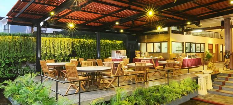 绿色花园酒店(Green Garden Hotel)图片