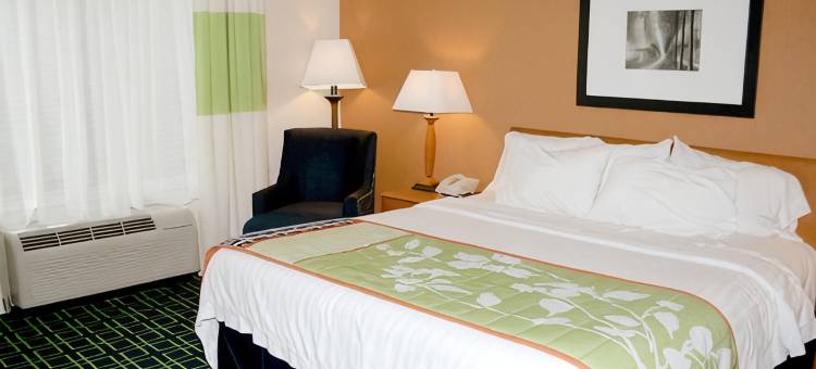 费尔蒙特万枫酒店及套房(Fairfield Inn & Suites Fairmont)图片