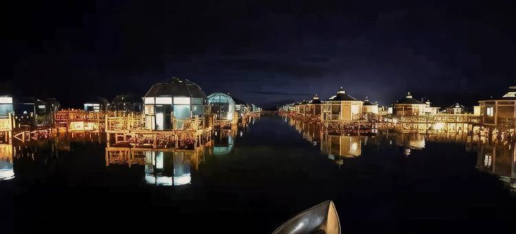 茶卡影湖钻石星空酒店(茶卡盐湖天空壹号景区店)图片