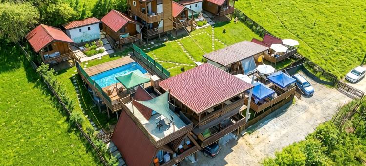 波斯尼亚金字塔豪华帐篷住宿(Bosnian Pyramid Glamping)图片