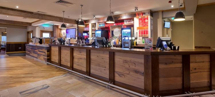迈恩黑德高级旅社(Premier Inn Minehead)图片