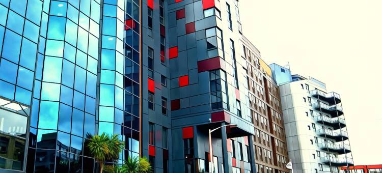 伦敦克罗伊登希尔顿欢朋酒店(Hampton by Hilton London Croydon)图片