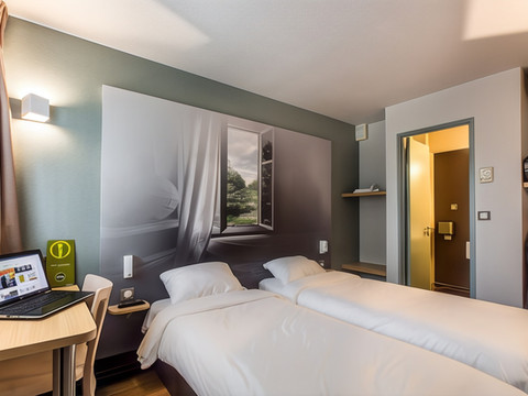 阿朗松诺德民宿酒店