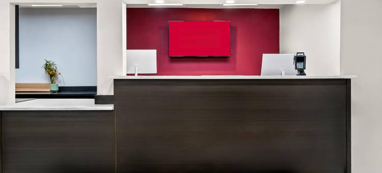 红屋顶酒店-弗林特(Red Roof Inn Flint)图片