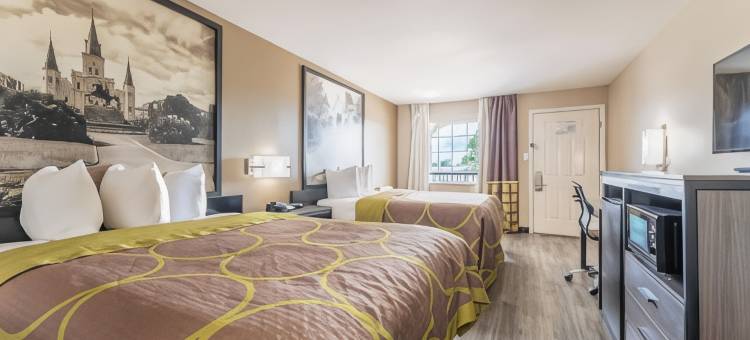 查尔斯湖东北速8酒店(Super 8 by Wyndham Lake Charles Northeast)图片