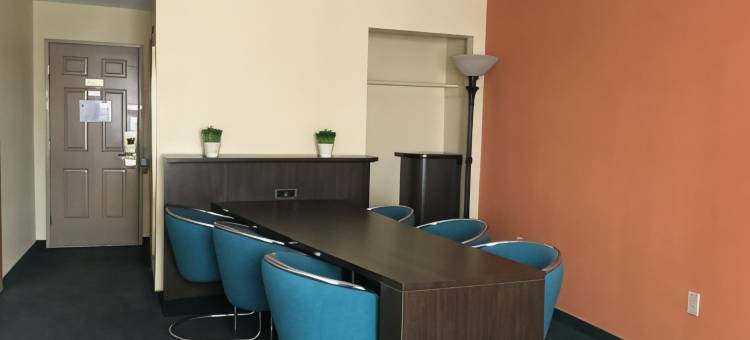 盖洛普红石温德姆戴斯套房酒店(Days Inn & Suites by Wyndham Red Rock-Gallup)图片