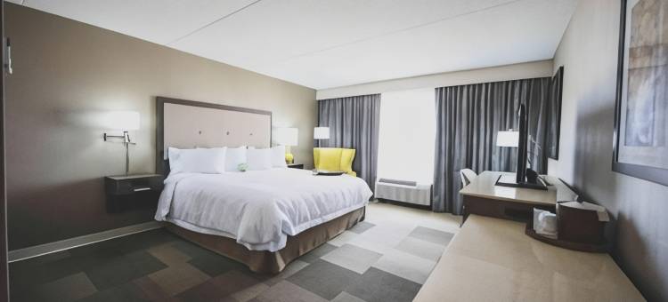 希尔顿欢朋酒店及套房博尔顿(Hampton Inn & Suites by Hilton Bolton)图片