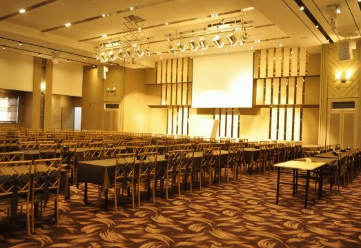 Hyunjin Tourist Hotel Hotel Overview