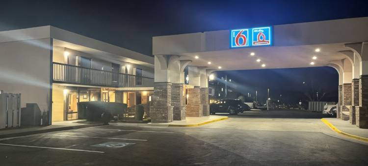 Motel 6 斯塔福德, 弗吉尼亚州 - 夸蒂科(Motel 6 Stafford, VA - Quantico)图片