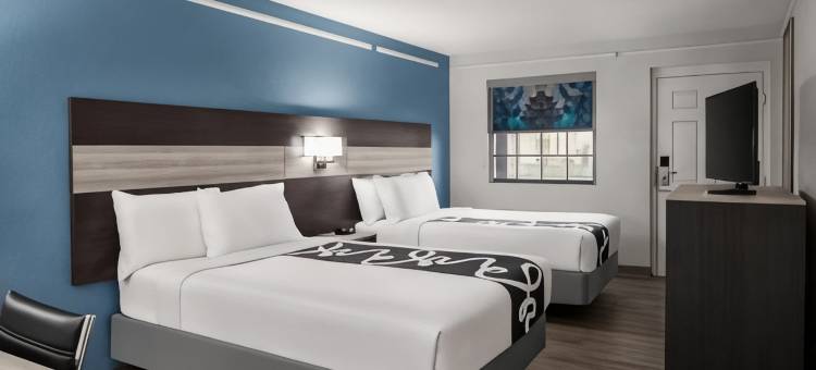 维多利亚拉昆塔温德姆酒店(La Quinta Inn by Wyndham Victoria)图片