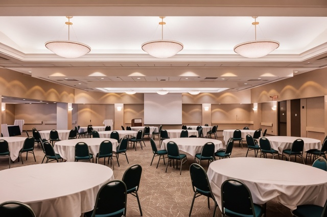 Radisson Hotel Duluth-Harborview Over view