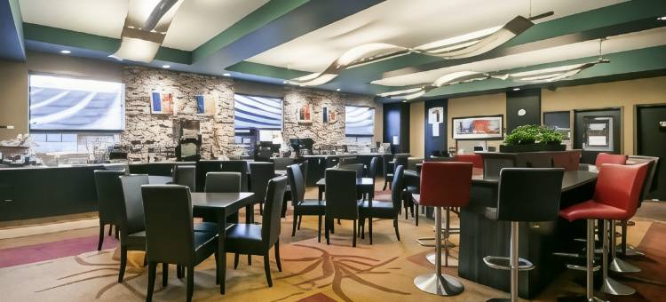 圣艾伯特贝斯特韦斯特优质酒店(Best Western Plus the Inn at St. Albert)图片