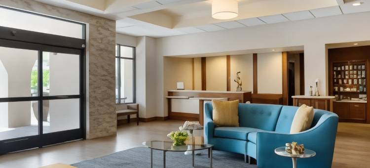 Homewood Suites by Hilton圣迭戈机场-自由站(Homewood Suites by Hilton San Diego Airport-Liberty Station)图片