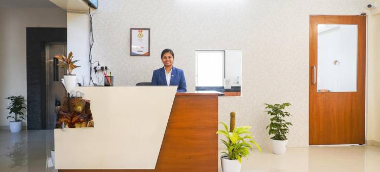 Fabhotel 威严豪华(FabHotel Majestic Luxurious - Nr Rajaram Bhiku Pathare Stadium)图片