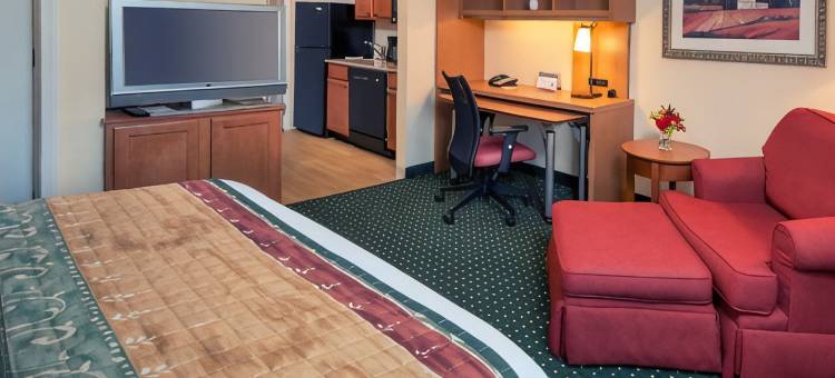 克林顿安德鲁斯联合基地万豪TownePlace Suites酒店(TownePlace Suites Clinton at Joint Base Andrews)图片