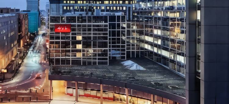 巴黎拉德芳斯美居酒店(Hôtel Mercure Paris la Défense Grande Arche)图片