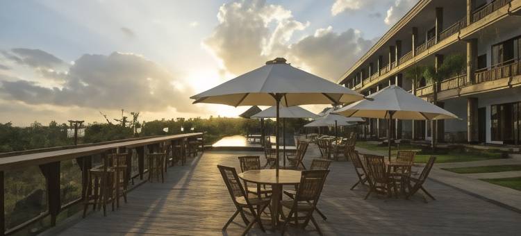 巴厘岛色马普山丘珀尼达岛酒店(Semabu Hills Hotel Nusa Penida)图片