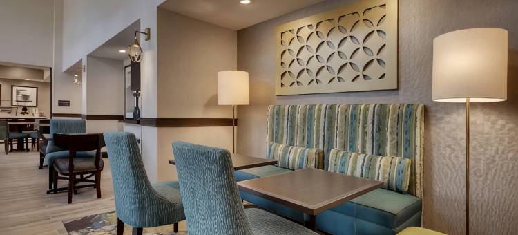 奈特戴尔罗里欢朋套房酒店(Hampton Inn & Suites by Hilton Knightdale Raleigh)图片
