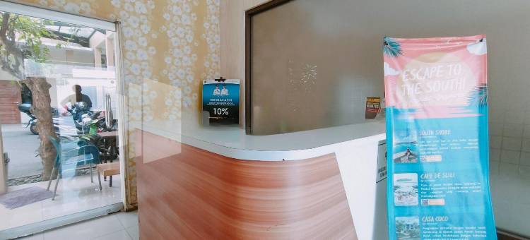 卡利达米特拉红门酒店-靠近沃诺萨里阿伦阿伦(Calida Hotel Mitra RedDoorz Near Alun Alun Wonosari)图片