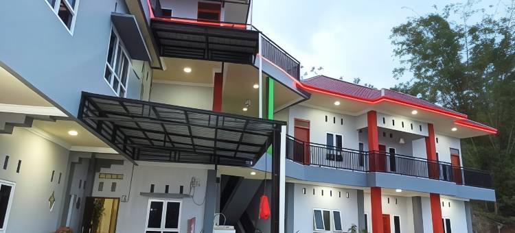 武吉丁宜帕科安英达酒店(Pakoan Indah Hotel Bukittinggi)图片
