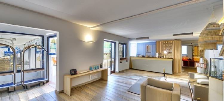 贝拉酒店及餐厅(BELLA HOTEL & LEISURE)图片