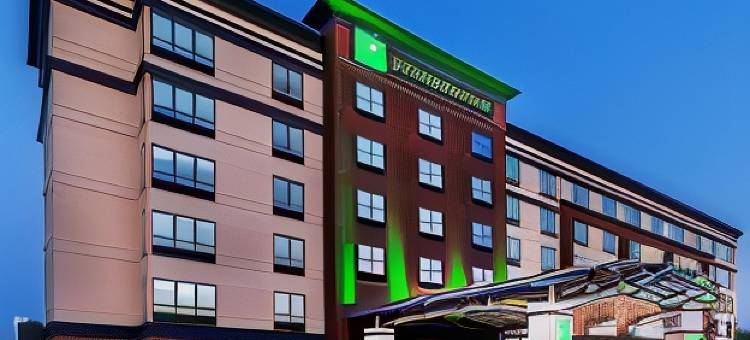 Holiday Inn & Suites 塔尔萨南(Holiday Inn & Suites TULSA SOUTH by IHG)图片