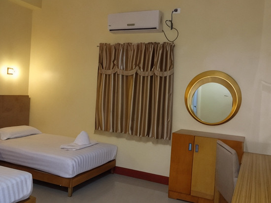 吉姆柯皇家酒店-三投斯将军市