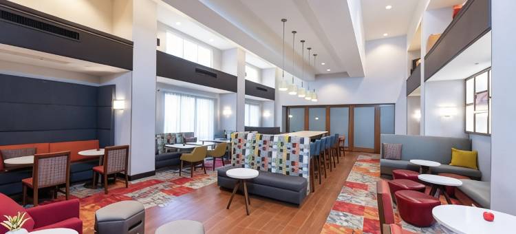 希尔顿欢朋套房酒店-马歇尔敦(Hampton Inn & Suites Marshalltown)图片