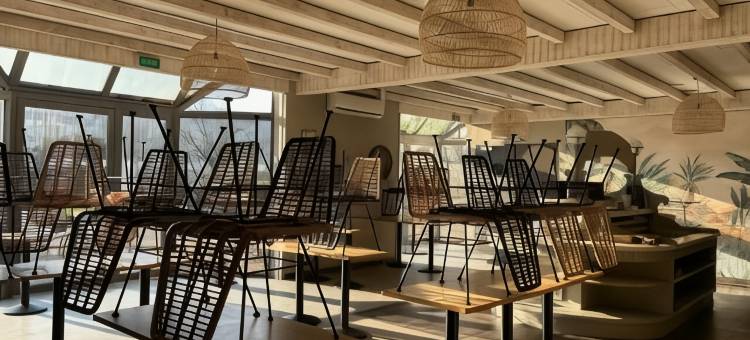 普罗旺斯酒店(Contact Hôtel le Provençal Bordeaux Lac)图片