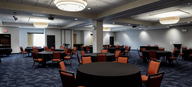 辛辛那提市中心/卢克伍德万怡酒店(Courtyard Cincinnati Midtown/Rookwood)图片