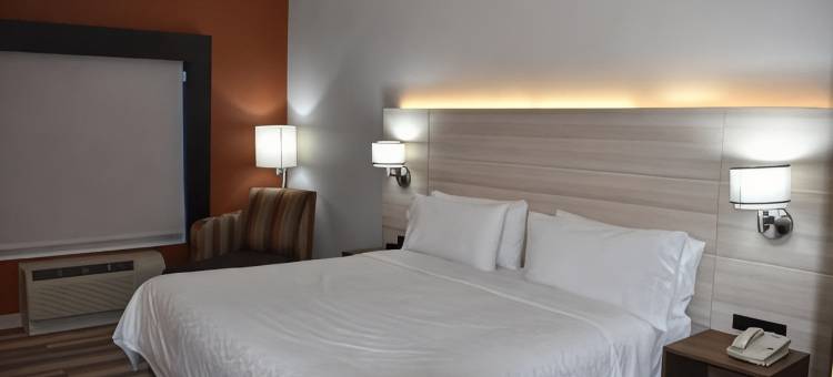 智选假日套房酒店麦克弗森 by IHG(Holiday Inn Express & Suites Mcpherson by IHG)图片