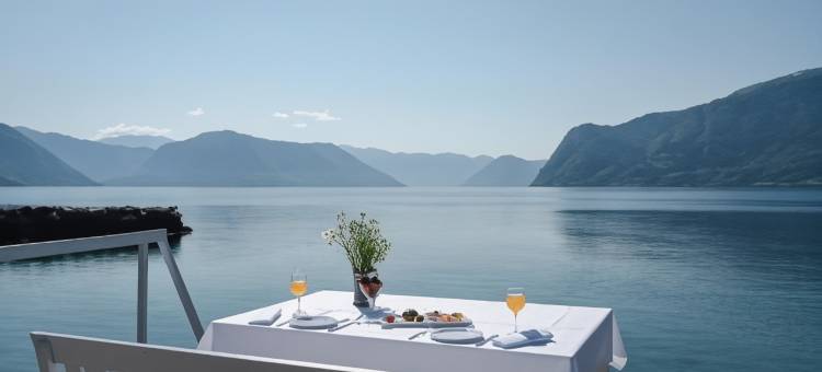 莱康厄尔峡湾酒店(Leikanger Fjordhotel - Unike Hoteller)图片