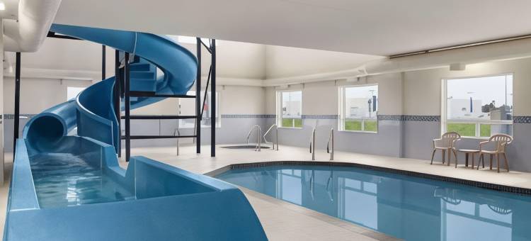 约克顿温德姆戴斯套房酒店(Days Inn & Suites by Wyndham Yorkton)图片