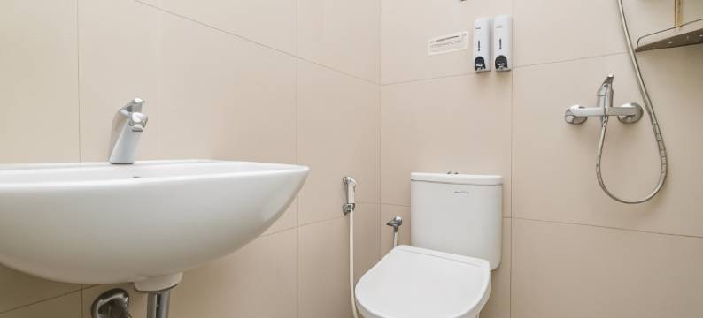 红多兹酒店-近爪哇帖木儿公园(RedDoorz Near Jawa Timur Park 3)图片