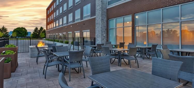 大急流城机场南智选假日套房酒店(Holiday Inn Express & Suites GRAND RAPIDS AIRPORT - SOUTH by IHG)图片