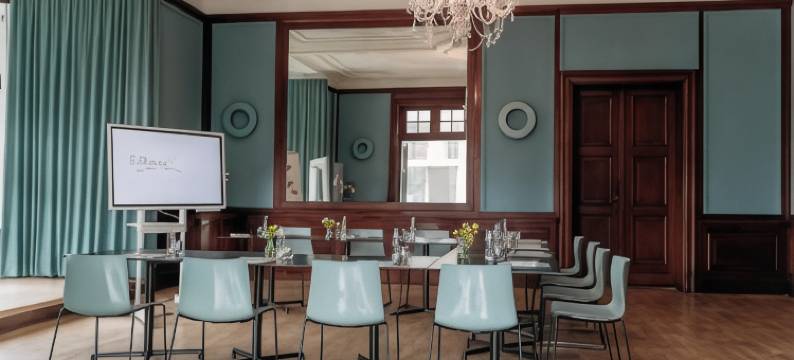 施罗斯特森塔酒店(Hotel Schloss Teutschenthal)图片