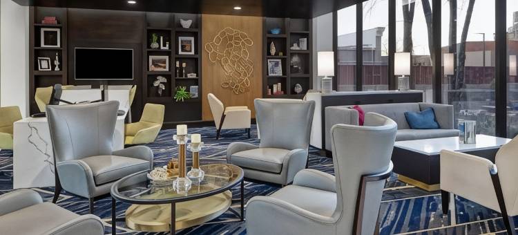 埃姆布里奇酒店集团俄克拉何马城塔楼酒店(Embassy Suites by Hilton Oklahoma City Northwest)图片